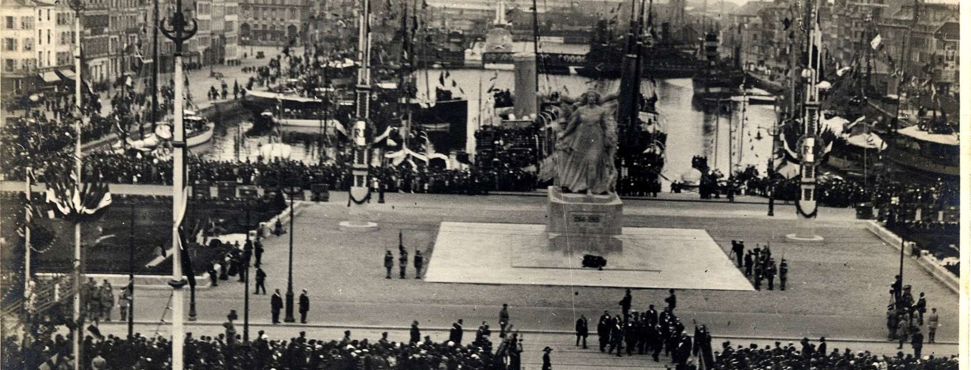 Inauguration du monument aux morts, place Gambetta, 3 août 1924