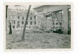 Le Garage Renault (2)